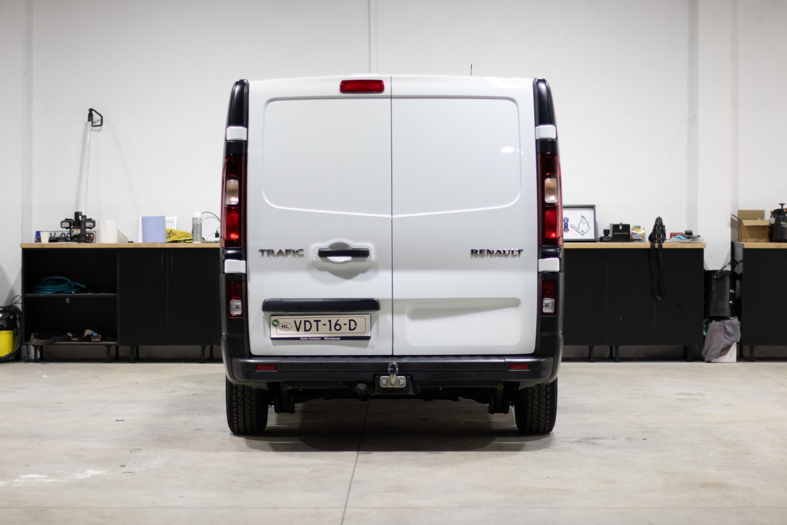 
								Renault Trafic full									