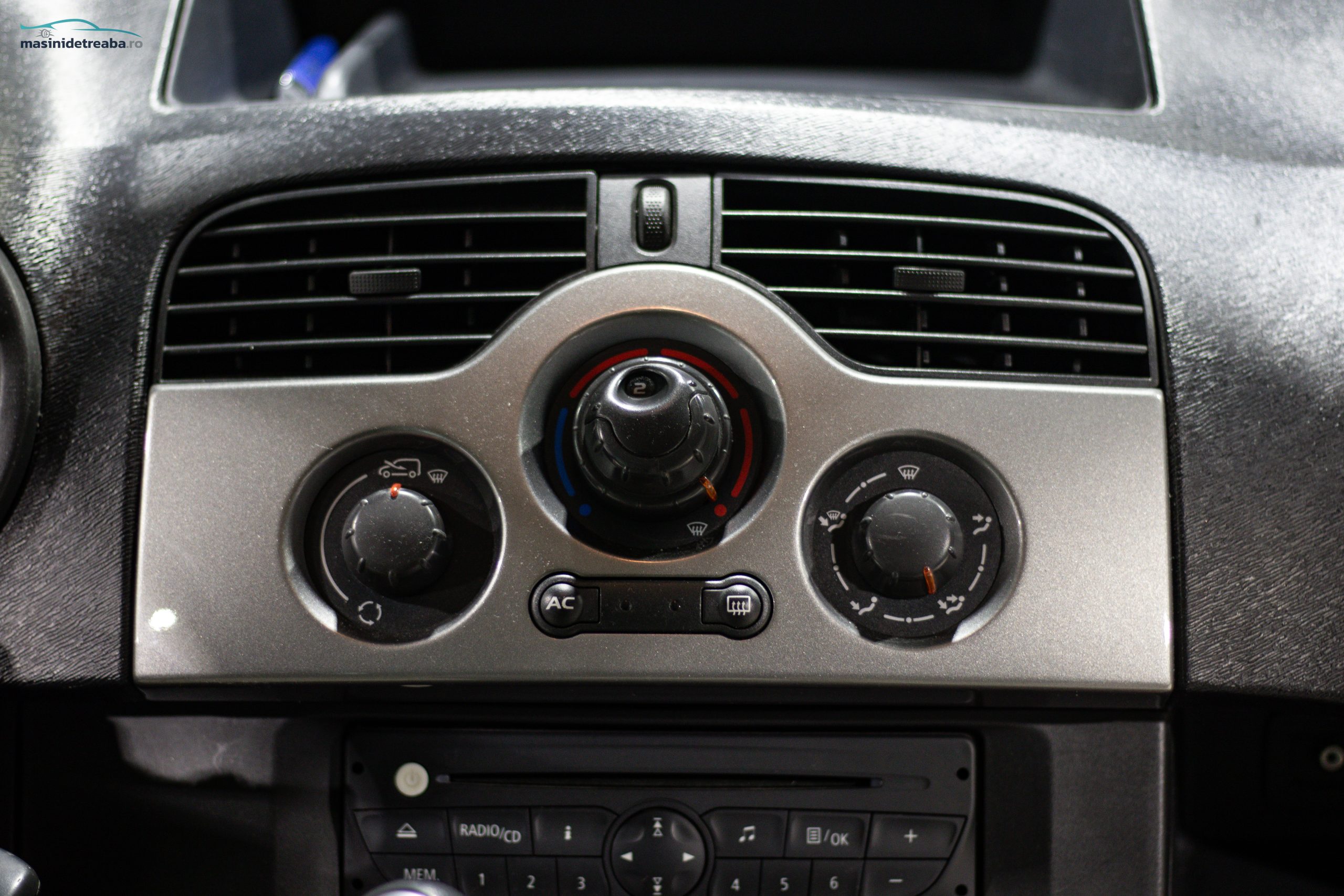 
								Renault Kangoo ENERGY dCi 75 FAP Authentique full									